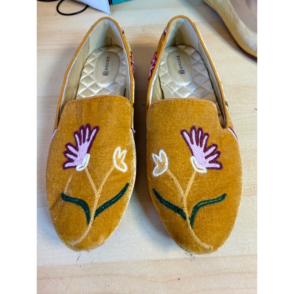 Birdies Starling Loafers 9 Mustard Yellow Good Floral Embroidered Velvet Flat